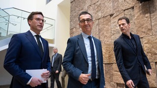 Manuel Hagel (CDU) und Cem Özdemir (Grüne) bei Sondierungsgesprächen nach der Landtagswahl