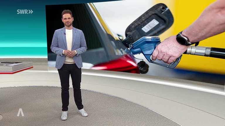 Nachrichtensprecher Georg Bruder