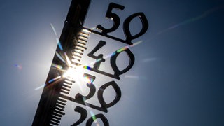 Die Temperaturen gehen in den nächsten Tagen langsam aufwärts. Ab Mitte nächster Woche steht sogar eine richtige Hitzewelle bevor.