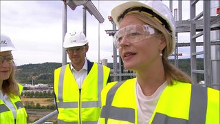 Klimafreundliche Zementproduktion: Pilotanlage in Heidenheim: Landesumweltministerin Walker vor Ort
