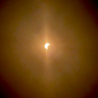 Die Sonnenfinsternis ist zu sehen