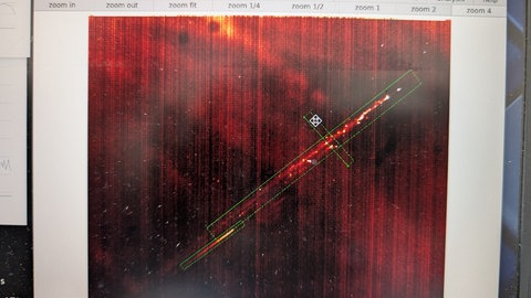 Abstürzender Satellit, aufgenommen von einer Spezialkamera der Uni Stuttgart. Satelliten-absturz tonga stuttgart