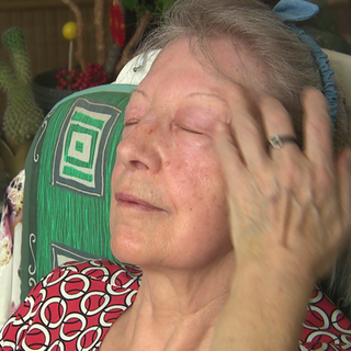 Das Projekt Hitzetelefon vom Hausnotrufdienst Freiburg hilft Seniorinnen und Senioren bei Hitze.