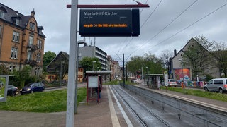 Warnstreik im Freiburger Nahverkehr: Alles steht still auf den Gleisen der Freiburger Straßenbahn. 