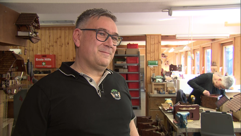 Helmut Kammerer, Geschäftsführer der Kuckucksuhren-Manufaktur in Schonach