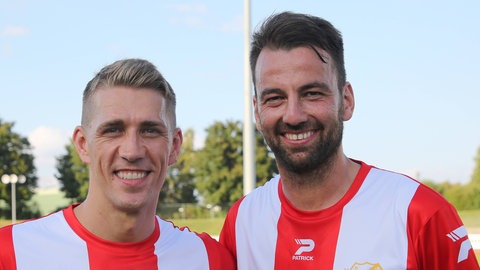 Ende Juli hat Nils Petersen mit Christian Beck beim VfB Germania Halberstadt gekickt - anlässlich des 125-jährigen Vereinsbestehens.