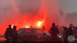 Polizisten und Demonstranten bei Blockaden in Straßburg