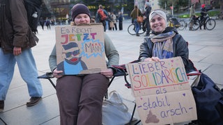 Impressionen von der Demo gegen Stadtbild-Aussage in Freiburg