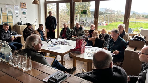 Sie hatten gemeinsam zu einer Pressekonferenz eingeladen: diejenigen, die den Flugplatz erhalten wollen.