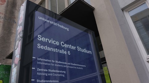 Service-Center der Universität Freiburg - hier hat ein Mann zahlreiche Frauen illegal gefilmt