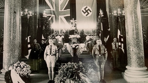 Mitglieder der Hitlerjugend