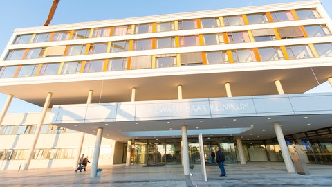 Mehrere Fachabteilungen werden Ende 2026Anfang 2027 von Donaueschingen an den Standort Villingen-Schwenningen umziehen.