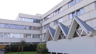 Das Klinikum in Donaueschingen wird nach Villingen-Schwenningen verlegt. Voraussichtlich 2032 sollen alle Fachabteilungen am Schwarzwald-Baar-Klinikum zentralisiert sein.