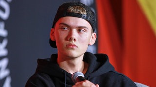 TikTok-Star Noel Dederichs entschuldigt sich bei Social Media für den abgesagten Abistreich.