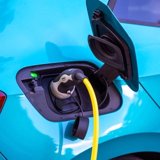 E-Auto wird geladen
