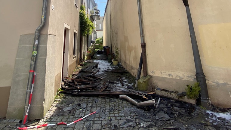 Brand in der Zollernstraße der Altstadt von Konstanz