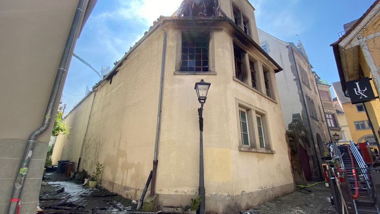 Brand in der Zollernstraße der Altstadt von Konstanz