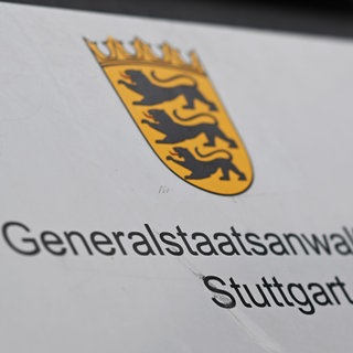 Schild, auf dem "Generalstaatsanwaltschaft Stuttgart" steht