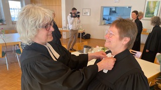 In Ummendorf haben mehrere Pfarrerinnen einen Gottesdienst gefeiert, um auf die Rolle der Frauen in der Kirche aufmerksam zu machen.