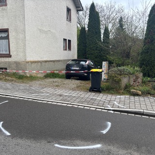Ein 64-Jähriger ist am Mittwochnachmittag bei einem Großeinsatz in Hilzingen durch Polizeischüsse gestorben.