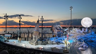 Ein langes Abendrot bei der erneuten Premiere der Oper "Der Freischütz" auf der Seebühne der Bregenzer Festspiele.