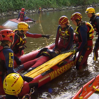 Die ehrenamtlichen Wasserretter von der DLRG retten Leben – zu jeder Uhrzeit, bei jedem Wetter und fast umsonst. 