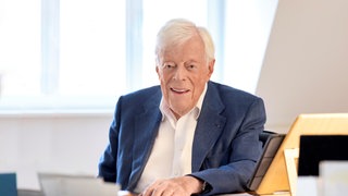 Der Unternehmer Otto Julius Maier von Ravensburger wird 95 Jahre alt.