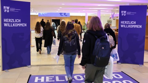 Zum Wintersemester starten insgesamt 720 neue Studierende an der Hochschule Ravensburg-Weingarten. 