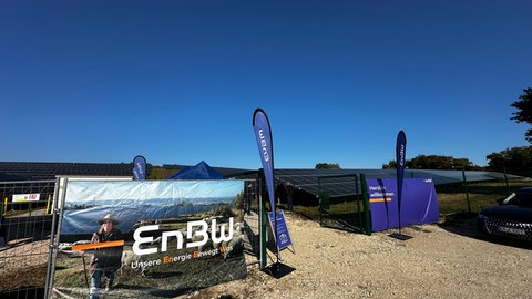 Der Solarpark der EnBW in Aach ist am Dienstag eröffnet worden.