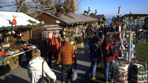 Der Weihnachtsmarkt am See in Konstanz. Die Veranstalter erwarten in diesem Jahr rund eine halbe Million Besucher.