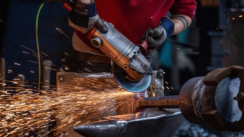 Das Jahr 2025 war ein schwieriges für Handwerk und Industrie in der Region Bodensee-Oberschwaben. Trotzdem blicken die Unternehmen und die Kammern auch positiv auf die Wirtschaft in 2026.