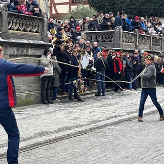 Traditioneller Brauch in Überlingen: Das Einschnellen der Fastnacht an Dreikönig.
