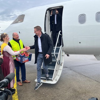 Seit Montag gibt es am Bodensee-Airport in Friedrichshafen wieder Flüge nach Berlin. Auch Hamburg und Düsseldorf werden wieder direkt angeflogen.
