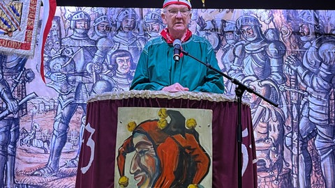 675 Jahre Sockacher Narrengericht: Ministerpräsident Kretschmann gab ein Gedicht zum Besten.