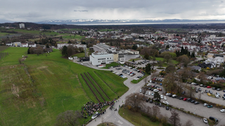 Die Klinik in Tettnang ist aus der Luft zu sehen.