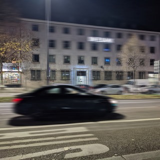 Auto auf der Heilbronner Allee.