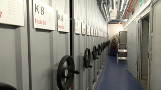 Im Keller des Polizeipräsidiums Heilbronn lagern die Akten und Asservate der Cold Cases.
