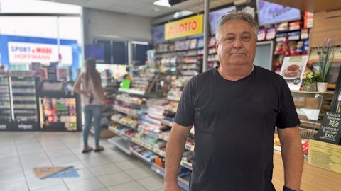 Die TSR-Tankstelle in Offenau wurde bereits zwei Mal überfallen. Der Tankstellenbetreiber Raimund Rossi spricht darüber, wie Betroffene den Überfall erlebt haben.