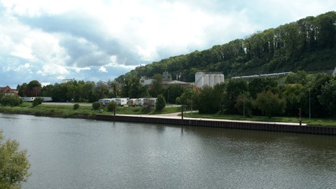 Solvay-Werk in Bad Wimpfen: Die Deutsche Umwelthilfe will jetzt die Einleitung von TFA in den Neckar stoppen.