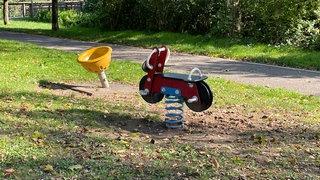 Ein Spielplatz in Schwaigern - Kommunen sollen Baulücken nutzen, um neuen Wohnraum zu schaffen. Gleichzeitig müssen sie sparen. Einige Kommunen wandeln deshalb wenig genutzte Spielplätze in Bauland um.