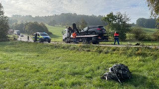Bei einem Unfall bei Frankenhardt sind zwei Frauen nach einem Frontalzusammenstoß schwer verletzt worden. 