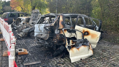 ausgebrannte-autos-schwaebisch-hall-100