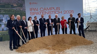 In Heilbronn war Spatenstich für den Innovationspark Künstliche Intelligenz. Neben Kanzler Merz war auch Minsterpräsident Kretschmann vor Ort. 