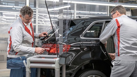 Droht ein erneuter Halbleitermangel? Noch ist die Audi Produktion in Neckarsulm nicht betroffen, der Nachschub an Chips gesichert.
