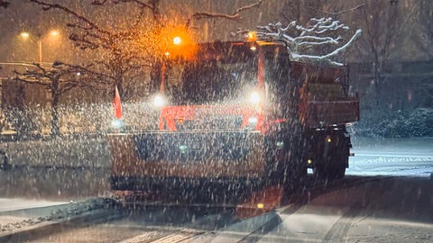 Räumfahrzeug von Winterdienst Heilbronn