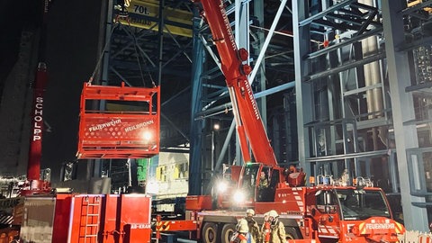 Am Kraftwerk Heilbronn ist am Dienstag ein Bauarbeiter aus 40 Metern Höhe abgestürzt