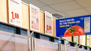 Die Preise werden bei LIDL in rot statt wie bisher in schwarz ausgezeichnet.