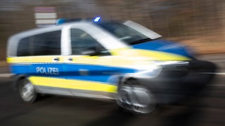 Ein Unternehmer ist nach einer Verfolgungsjagd mit der Polizei in Tauberbischofsheim geflüchtet. (Symbolbild)