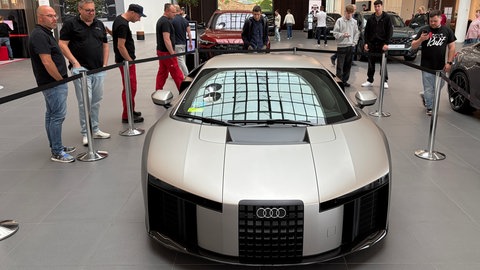 Der Autobauer Audi hat in Neckarsulm seinen Supersportwagen Nuvolari gezeigt. 