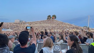 Der "Mount Klotz" als Hotspot beim Festival DAS FEST in Karlsruhe